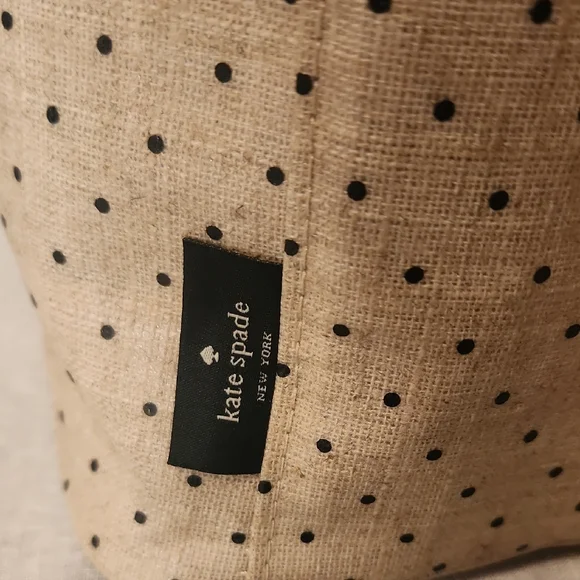 Kate Spade Tan &;Black Polka Dot Insulated Lunch Bag - Picture 3 of 7